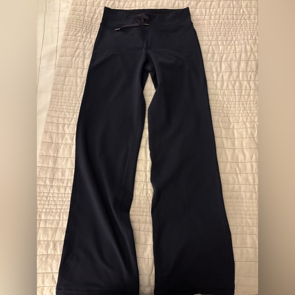 Lululemon navy Relaxed-Leg Yoga Pants - Picture 1 of 6